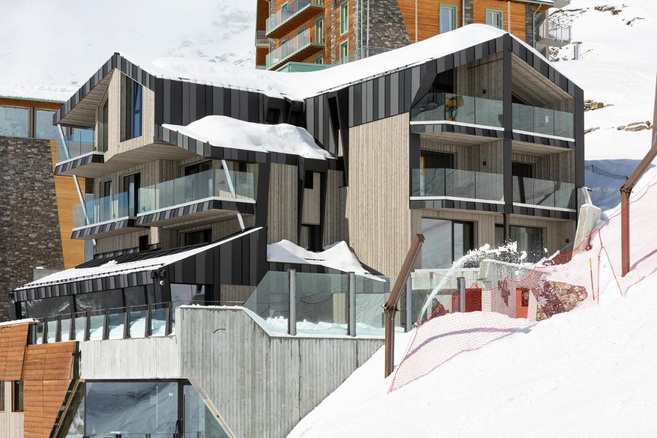 Bergman Mountain Hotel Breuil-Cervinia Exterior photo